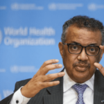 La OMS advierte que la variante Ómicron tiene un riesgo muy elevado para el mundo